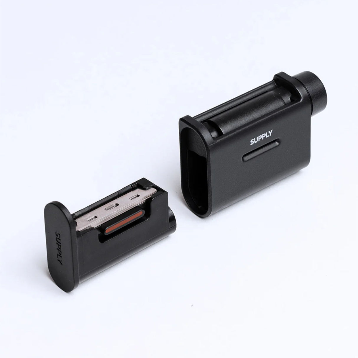 Supply The Single Edge Max Blade Refill: Black Label Razors & Razor Blades