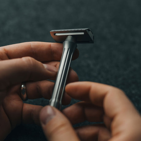 Blackland Blackbird Titanium Double-Edge Razor Razors & Razor Blades